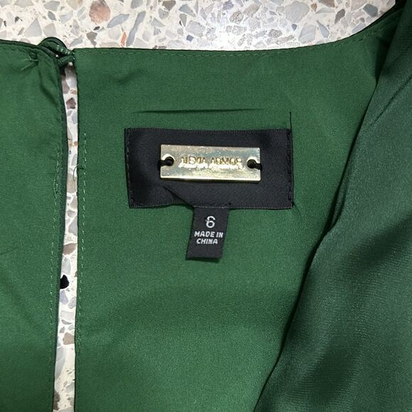 Alexia Admor Alysa midi dress side skit emerald green satin 6 - Picture 6 of 10